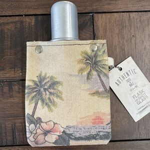 Tote + Able | Authentic Hawaii 4oz Flask & Shot Glass